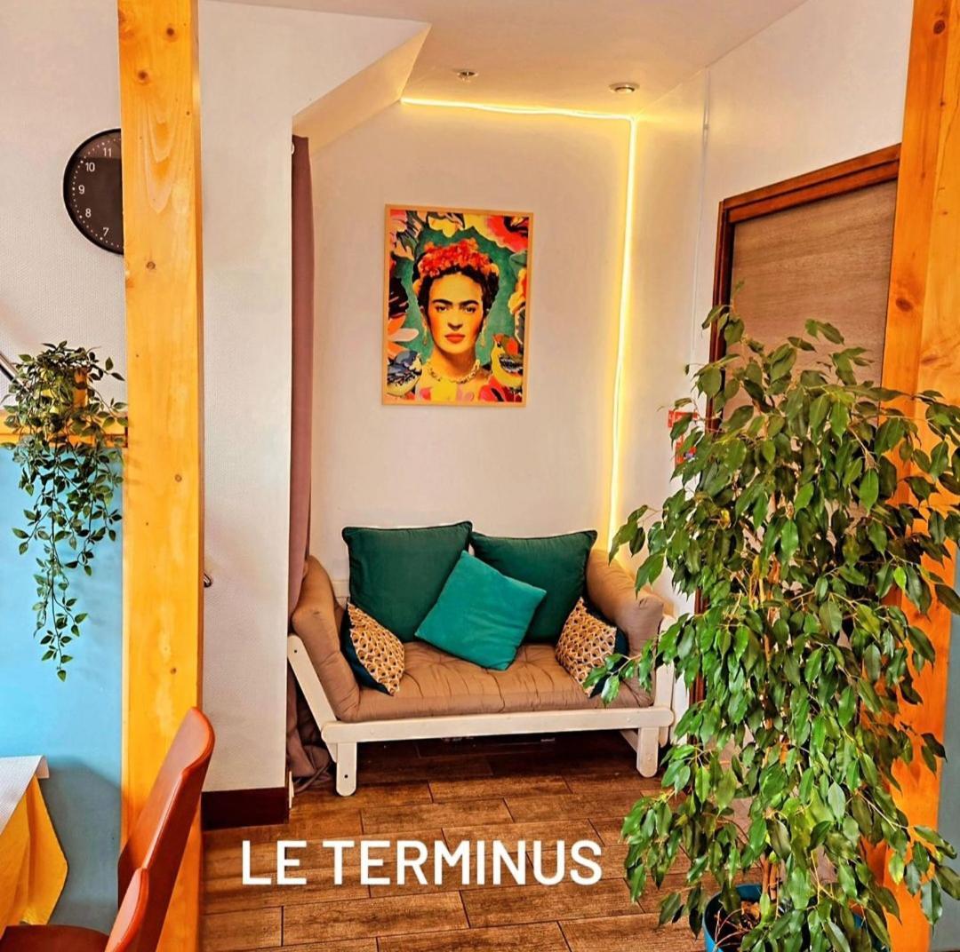 Le Terminus Hotel LʼArbresle Kültér fotó